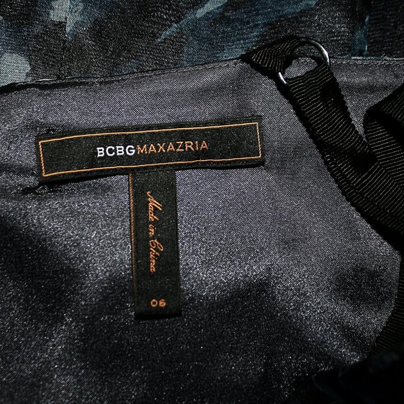 BCBGMAXAZRIA Dress Abstract Silk Prom Homecoming Cocktail Party Blue Grey  6 - Picture 7 of 13